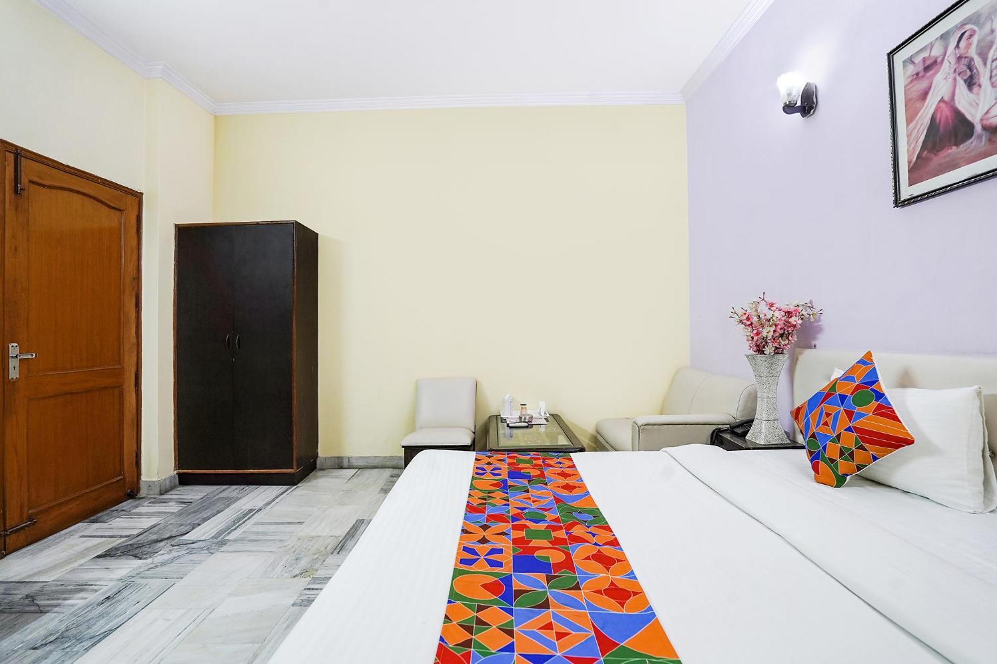 Fabexpress Ivy Inn Sector 35 Noida Exterior photo