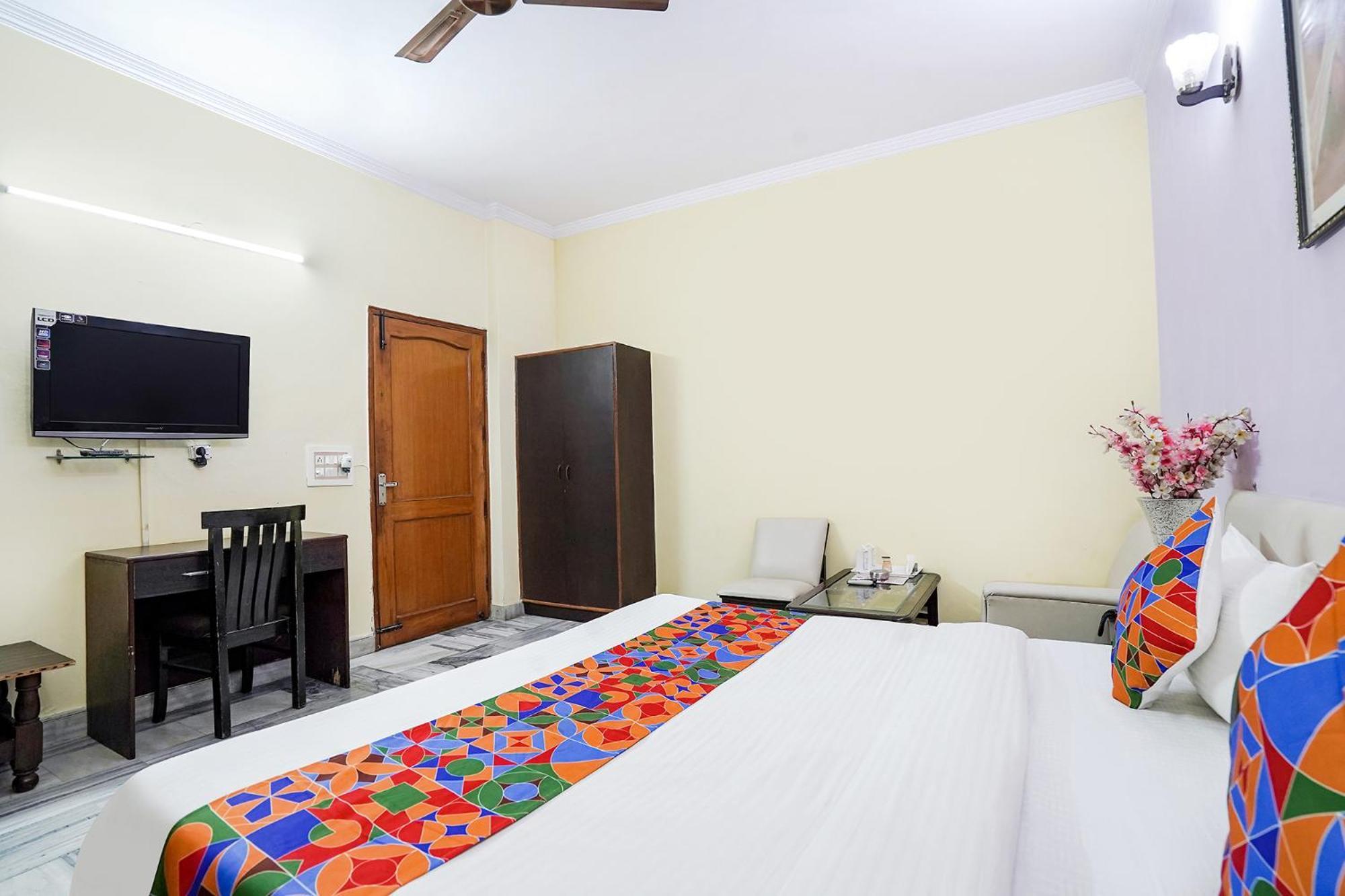 Fabexpress Ivy Inn Sector 35 Noida Exterior photo