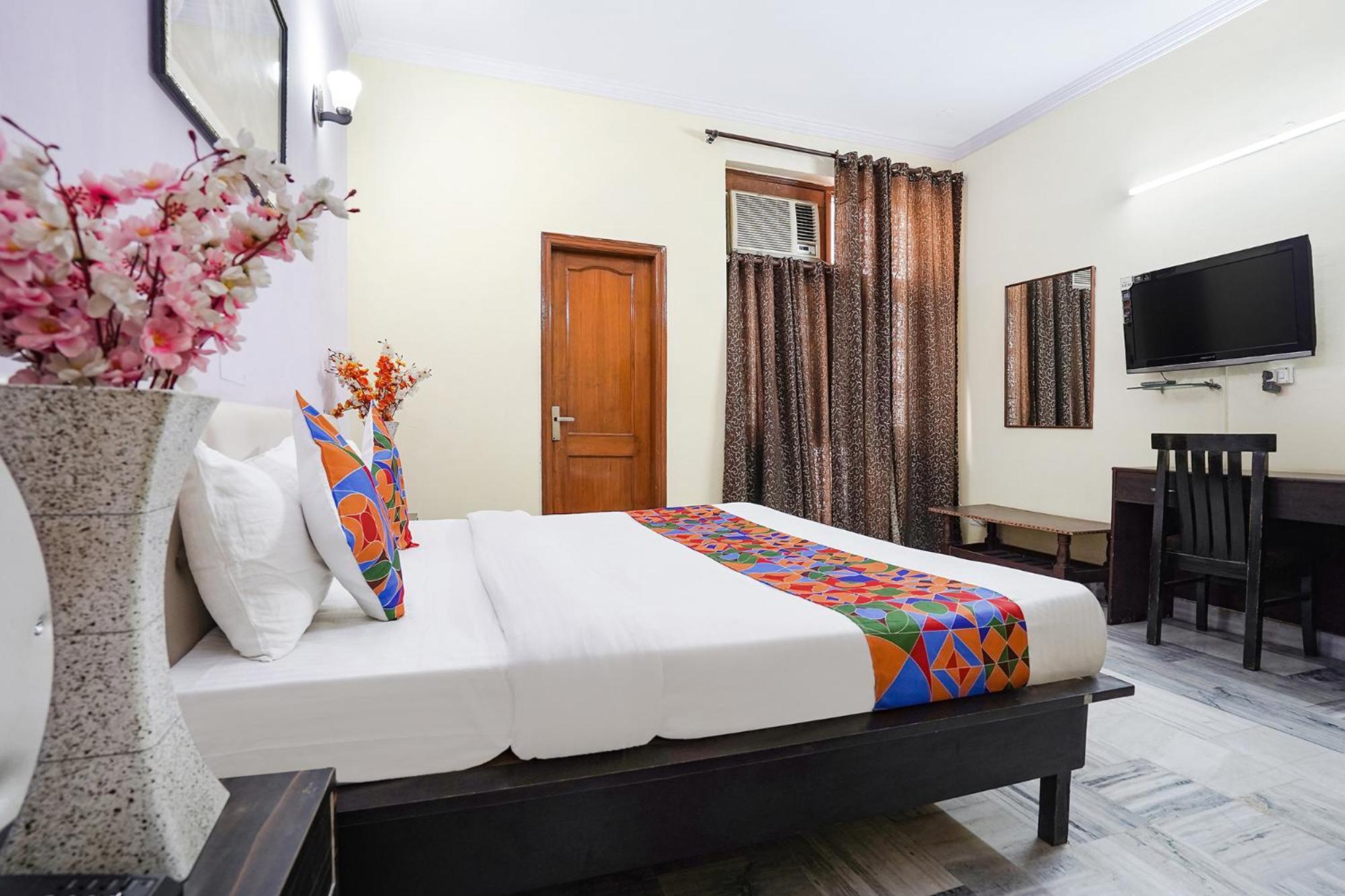 Fabexpress Ivy Inn Sector 35 Noida Exterior photo