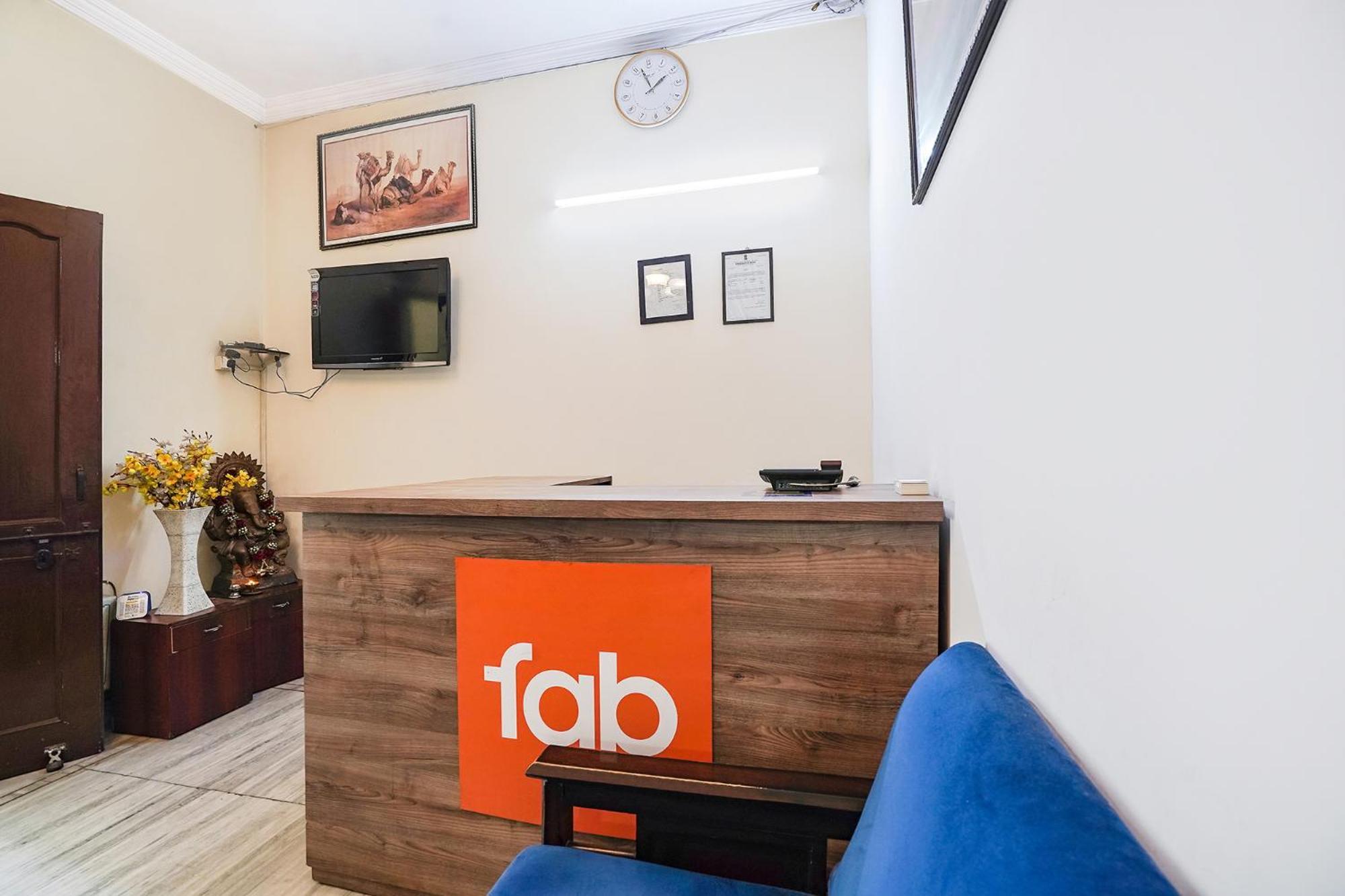 Fabexpress Ivy Inn Sector 35 Noida Exterior photo
